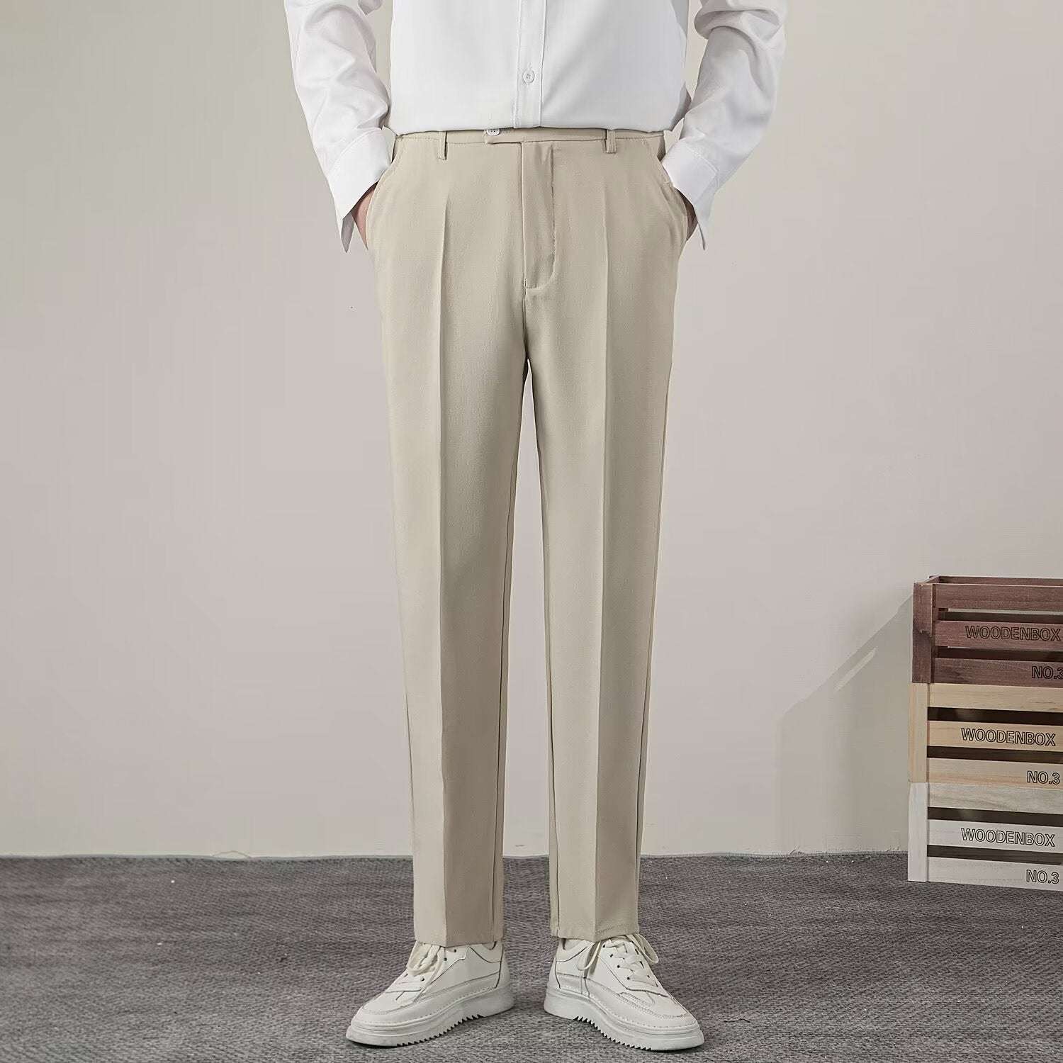 Pantaloni Classici con Chiusura Estesa - Image 12