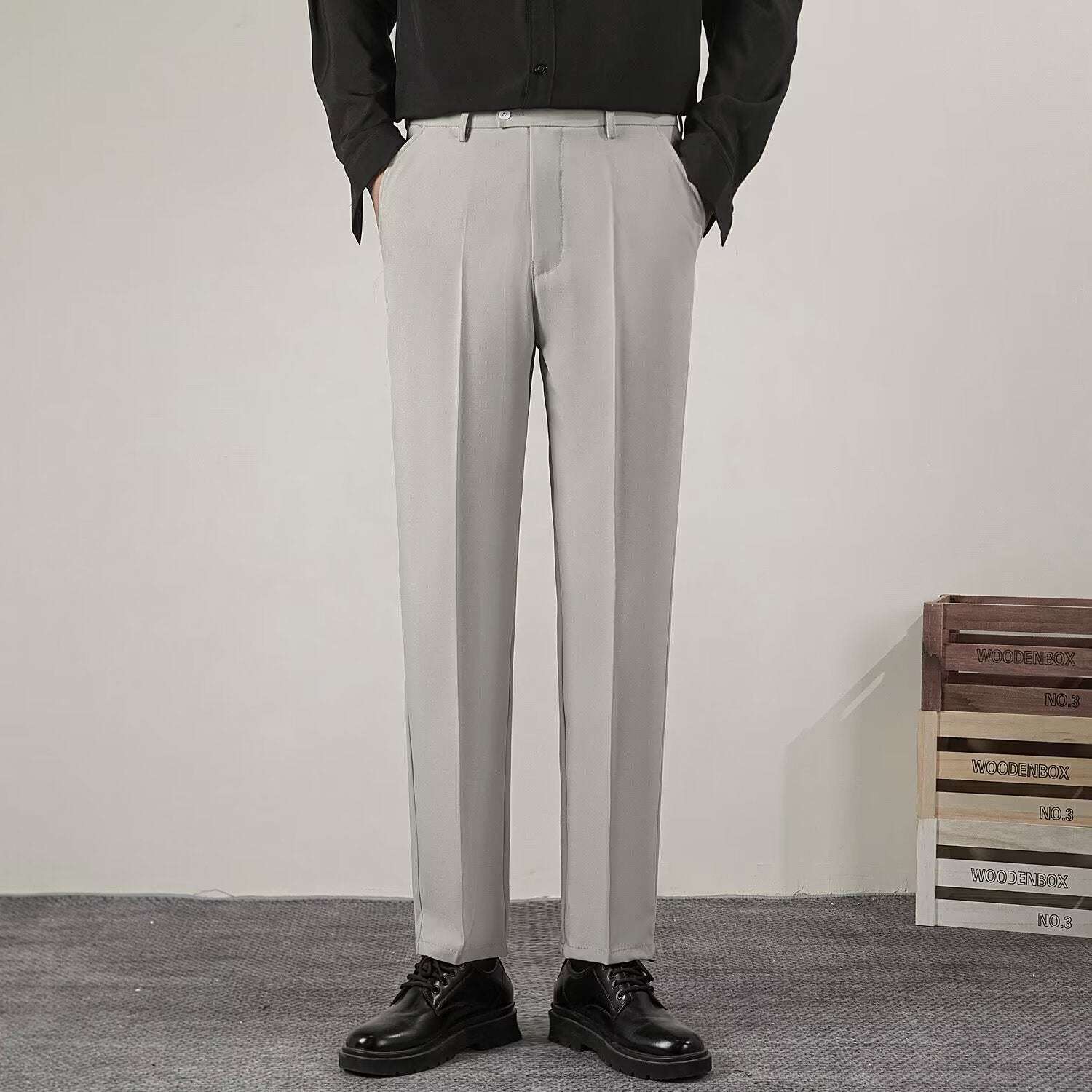Pantaloni Classici con Chiusura Estesa - Image 8